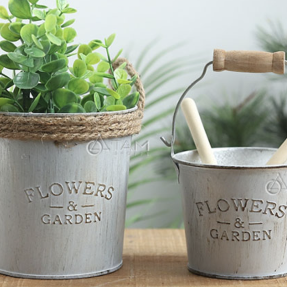 Tin bucket for flowers